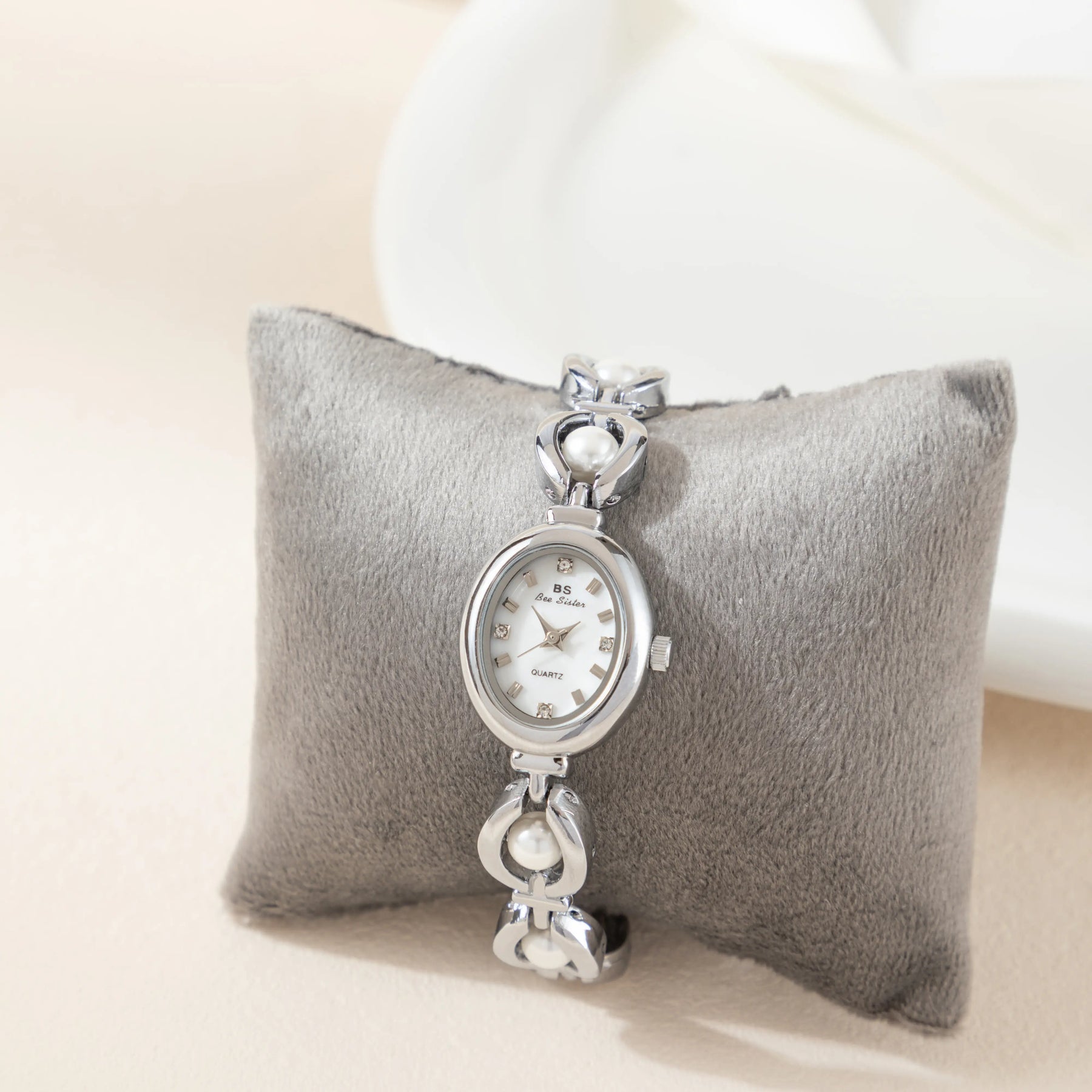 Lora Facet Watch