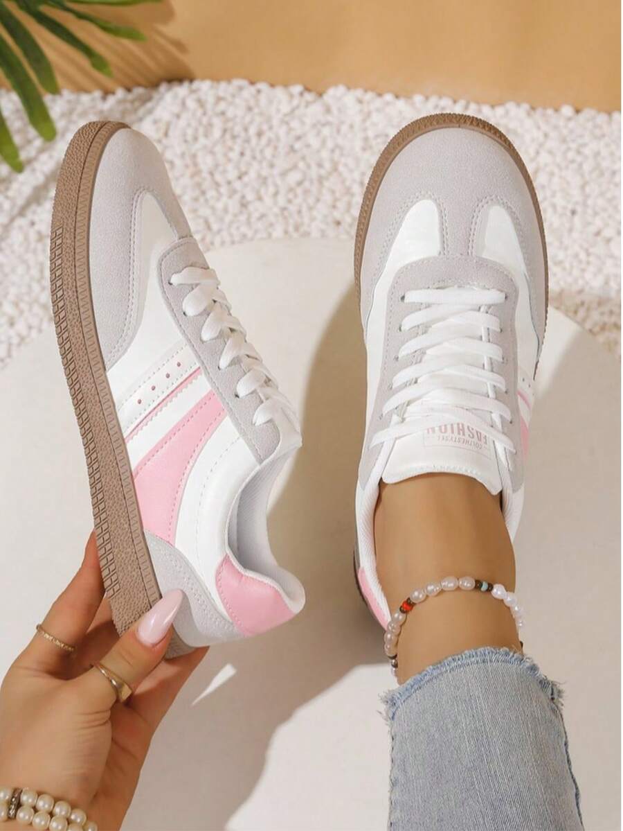 Harper Court Retro Stripe Sneaker