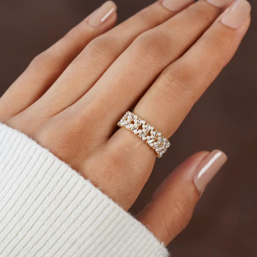 18k Gold-Plated Eliora Pearl & Crystal Ring – ByFirenzzi