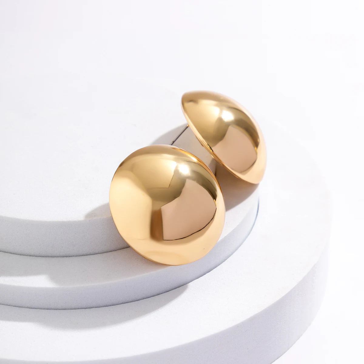 Brincos Studs de bola de ouro Gleaming - ByFirenzzi