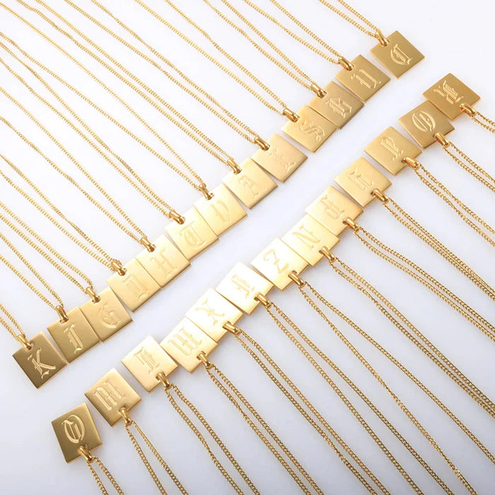 Colar Iniciais Letra Banhado a Ouro 18k - ByFirenzzi