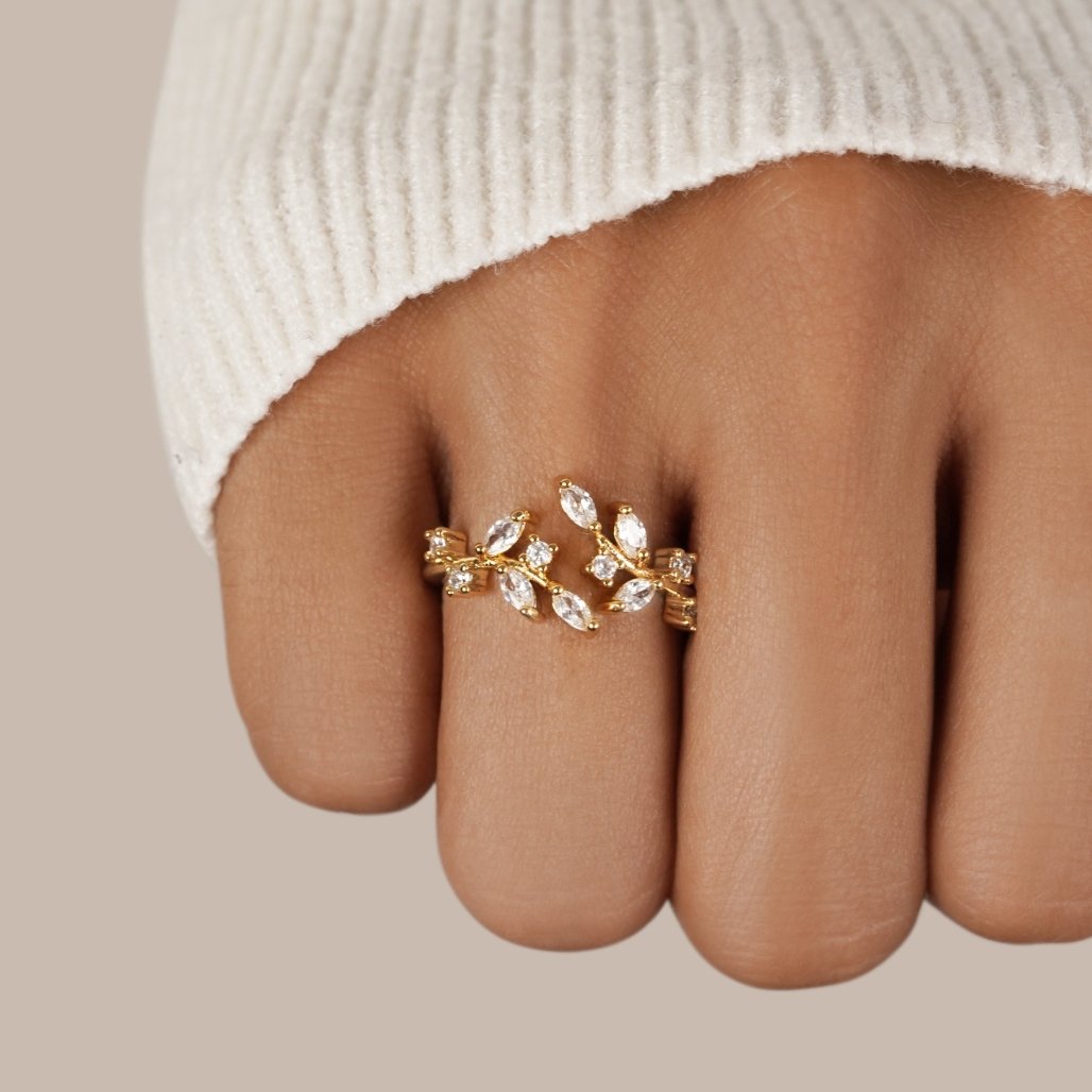 Anel Clarisse Banhado a ouro 18k
