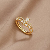 Anel Esmera Banhado a ouro 18k