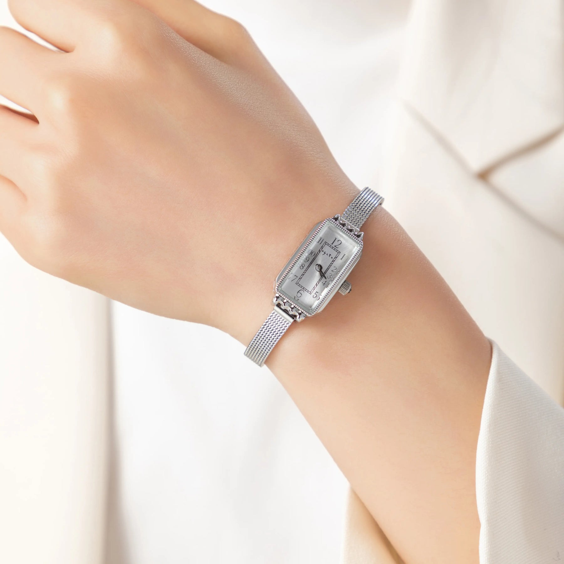Phila Crest Watch