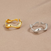 18k Gold-Plated Wave Motion Ring – ByFirenzzi