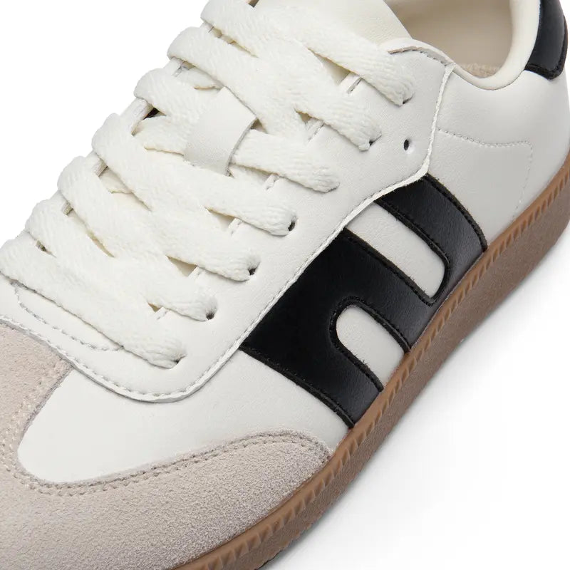Retro S Sneakers